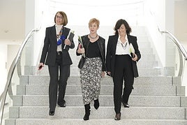 Estíbaliz Hernáez, Arantxa Tapia e Itziar Epalza.