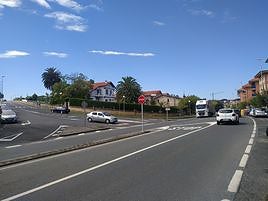 Zona de loiola Ander Deuna, donde se encuentra una de las oficinas de atención ciudadana, junto a la de turismo