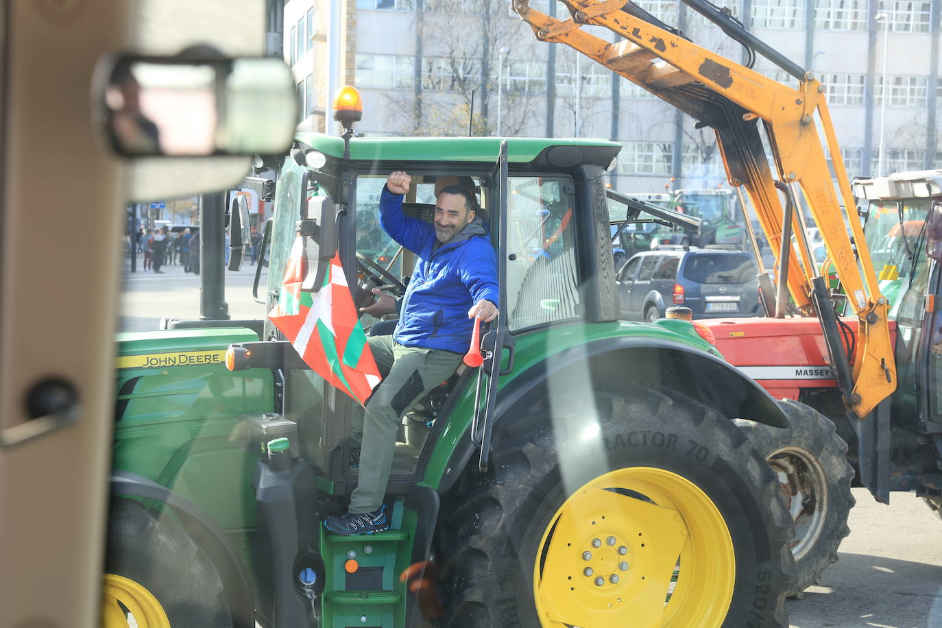 Bilbao recibe a la &#039;tractorada&#039;