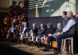 De izquierda a derecha, Telmo Rodríguez, Marcos Yllera, Francisco Hurtado de Amézaga, Víctor Urrutia, Benjamín Romeo, Fernando González, Ramiro Ibáñez y Willy Pérez.