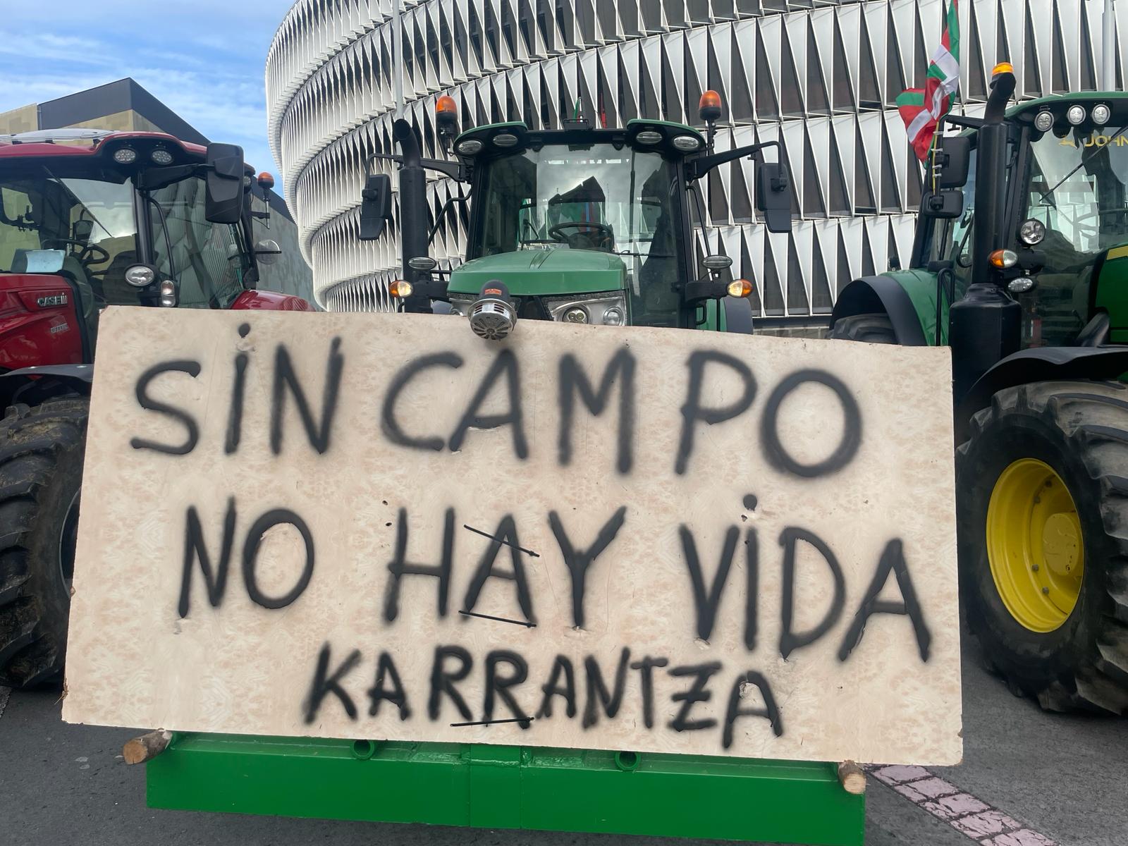 Bilbao recibe a la &#039;tractorada&#039;