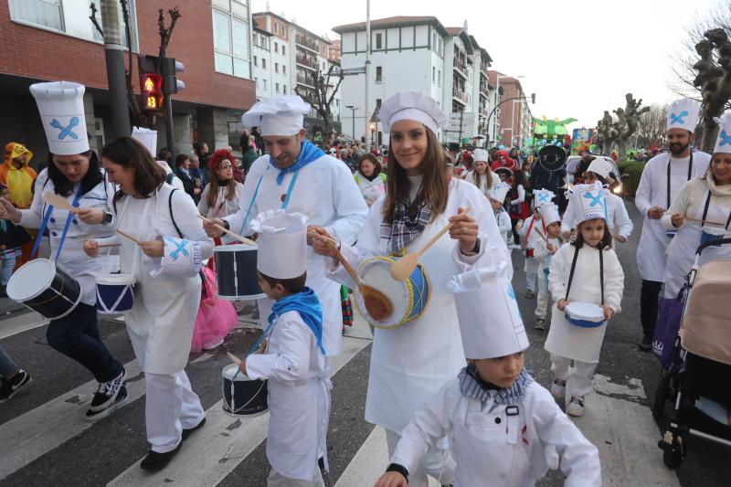 Sestao y Santurtzi se mueven al ritmo de Carnaval