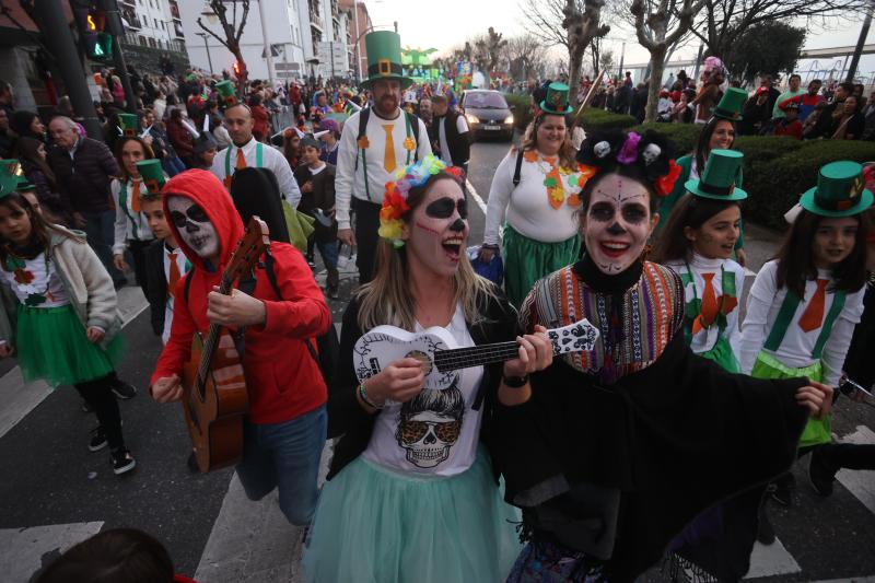 Sestao y Santurtzi se mueven al ritmo de Carnaval