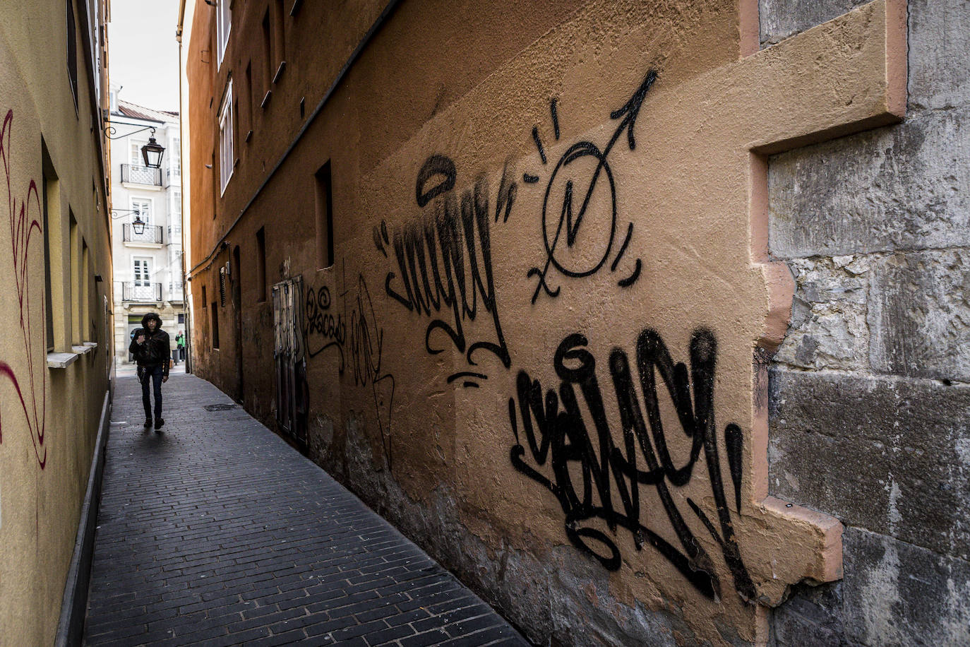 Grafitis en el Casco Viejo de Vitoria