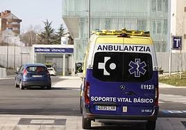 Entrada a las urgencias del hospital Txagorritxu.
