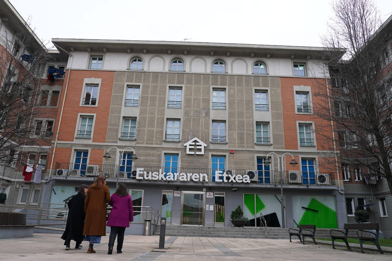 Euskararen Interpretazio Zentroa, irudietan