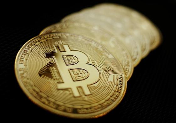 ¿Ha resucitado el bitcoin? Las claves por las que su valor se dispara y supera los 57.000 dólares