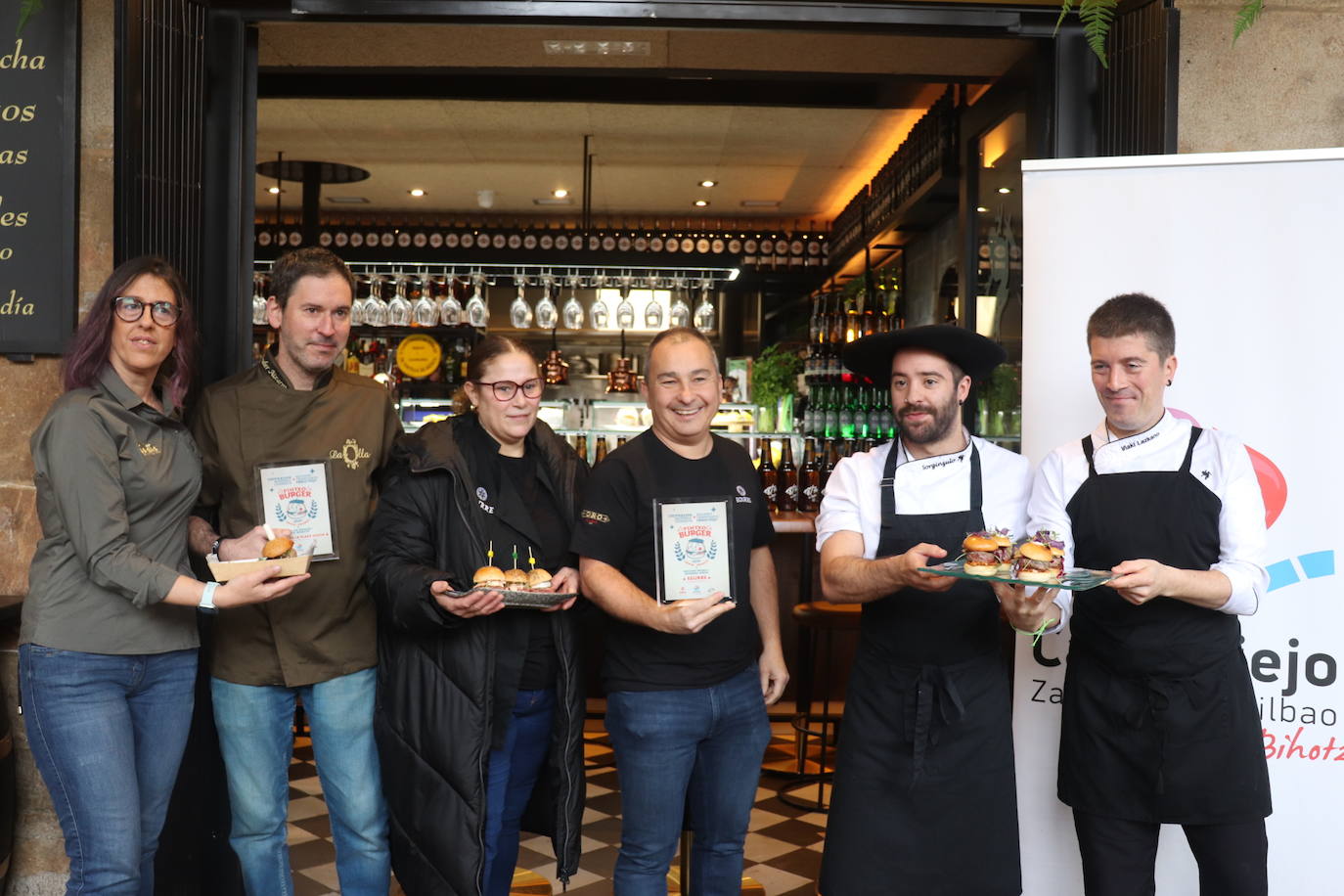 Foto de los ganadores.