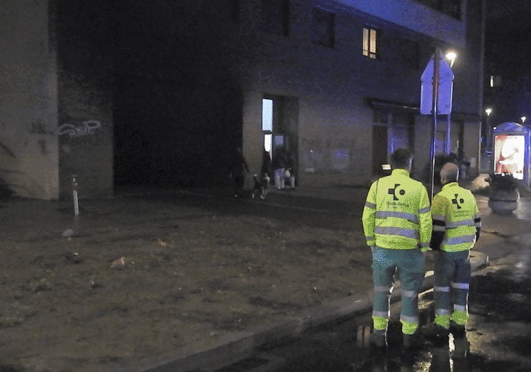 Imágenes del incendio desatado en Leioa.