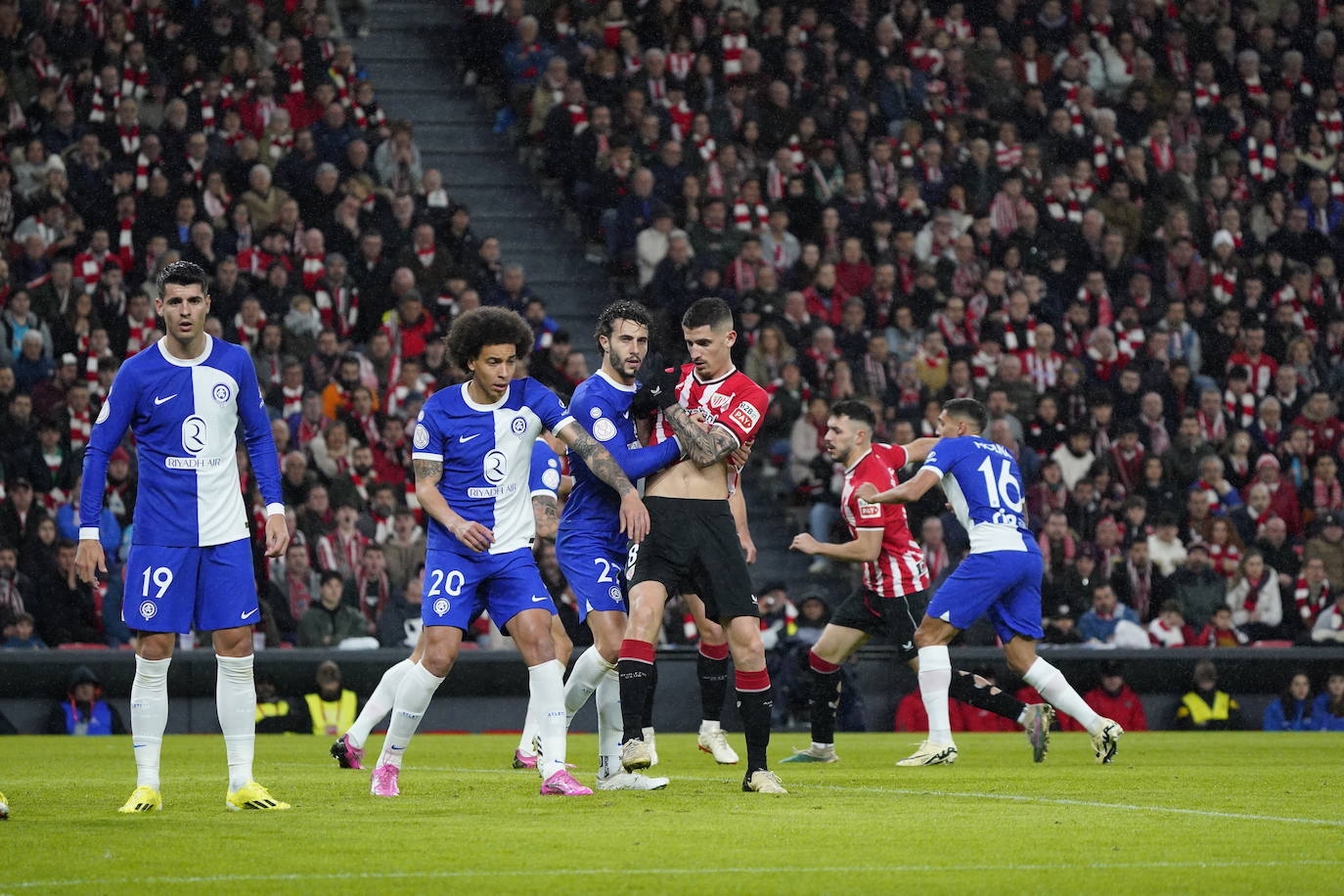 La fiesta de los jugadores del Athletic en San Mamés