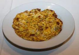 Una tortilla de bacalao