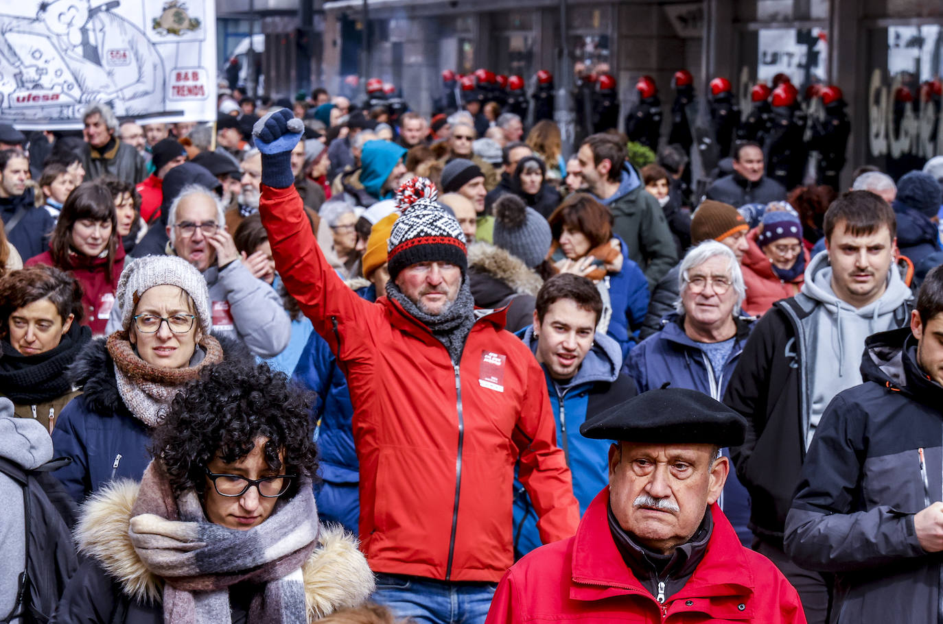 Disturbios en la manifestación del 3 de Marzo en Vitoria