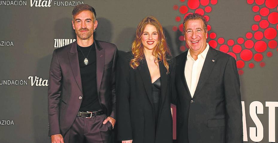 Jon Plazaola, Neea Mazo y Jon Urresti.