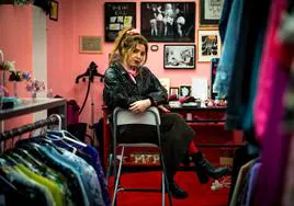 Nora Ferreira, la estilista que ha abierto una tienda de ropa 'vintage' en Bilbao.