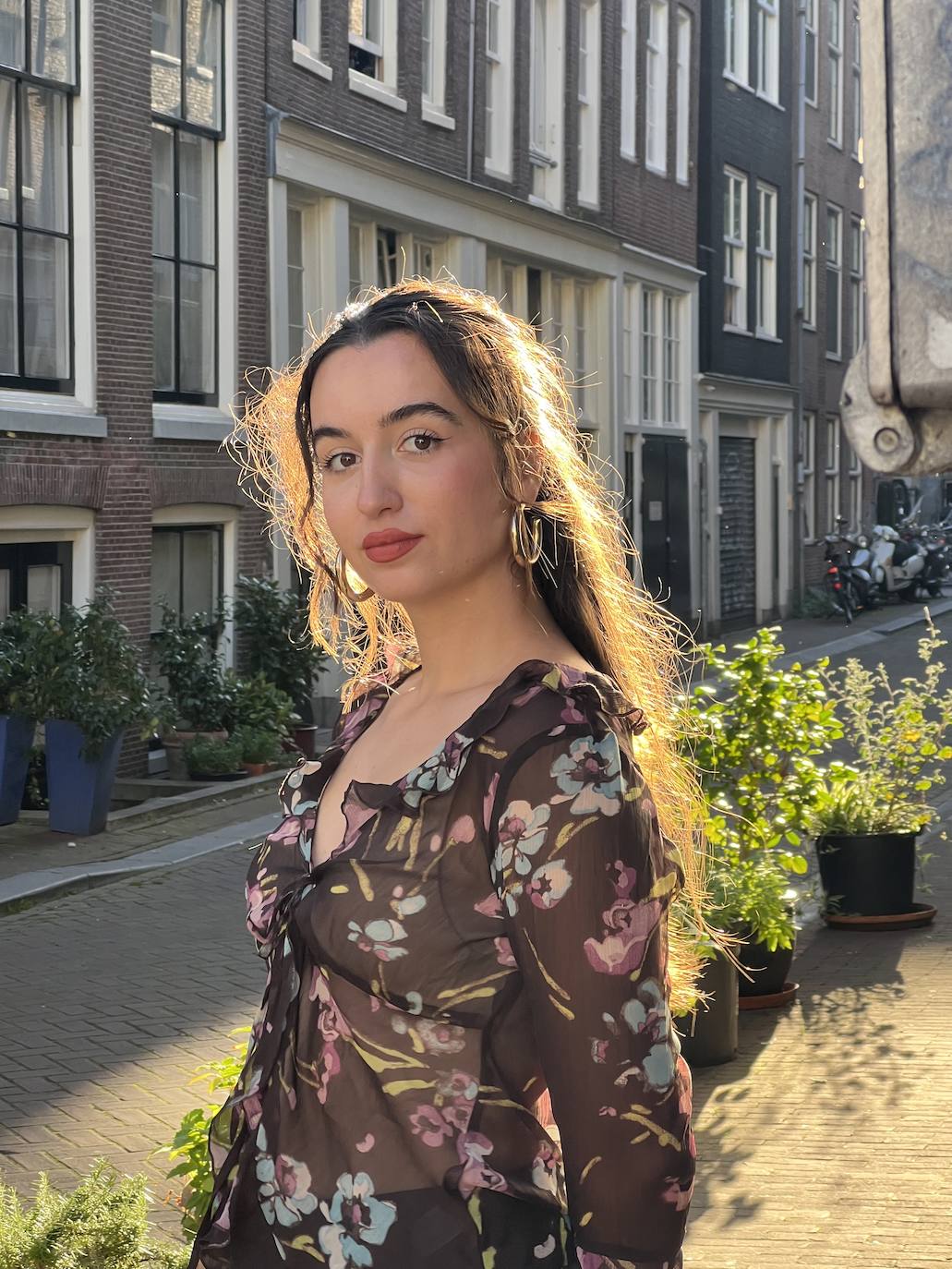 Ariane Hoyos, la joven de Santurtzi con más de 800.000 seguidores por su desparpajo