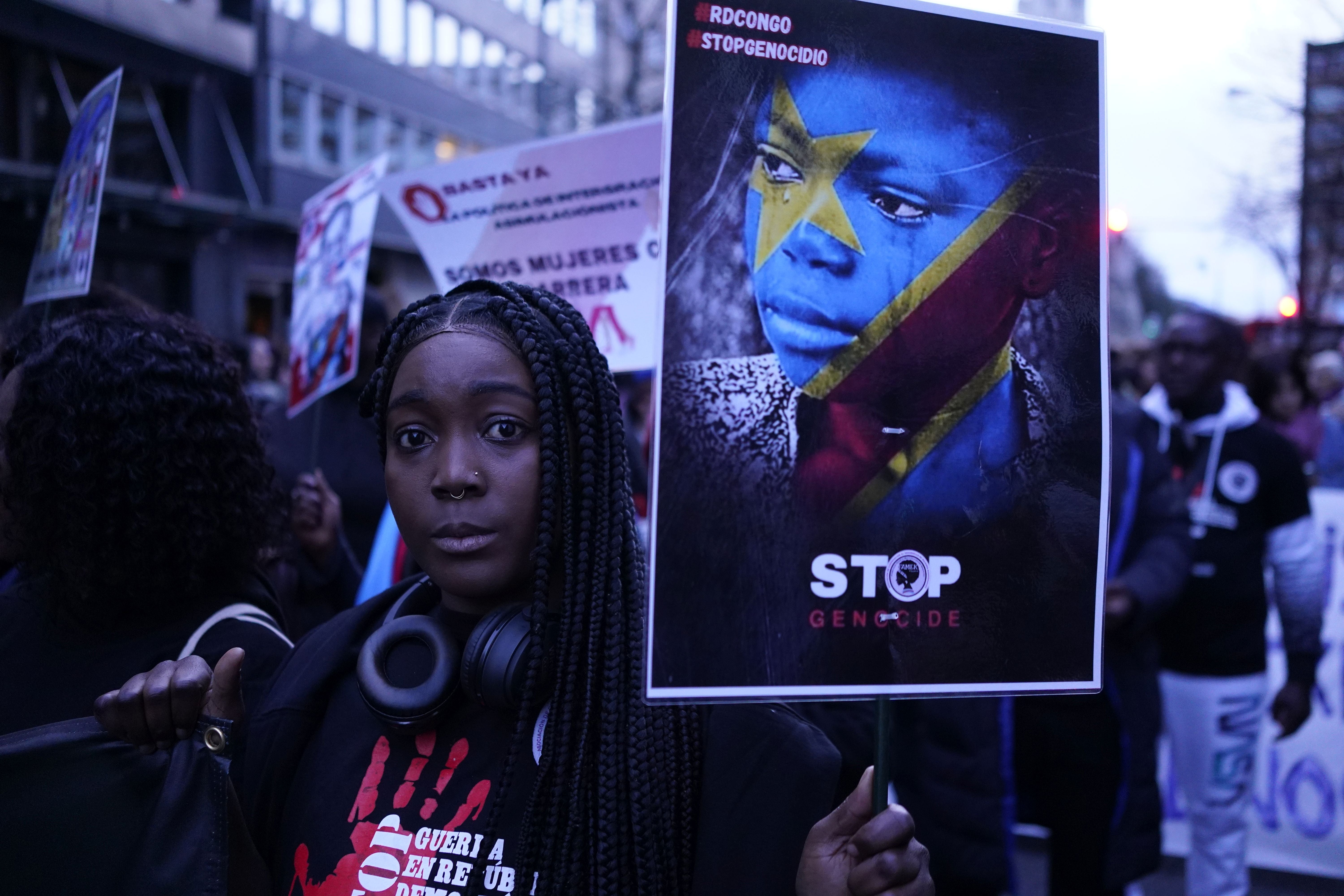 Miles de mujeres avanzan juntas en Bilbao contra la violencia sexual, la discriminación...