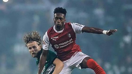 Djaló vuelve a ser suplente: solo ha sido titular una vez en los últimos cinco partidos