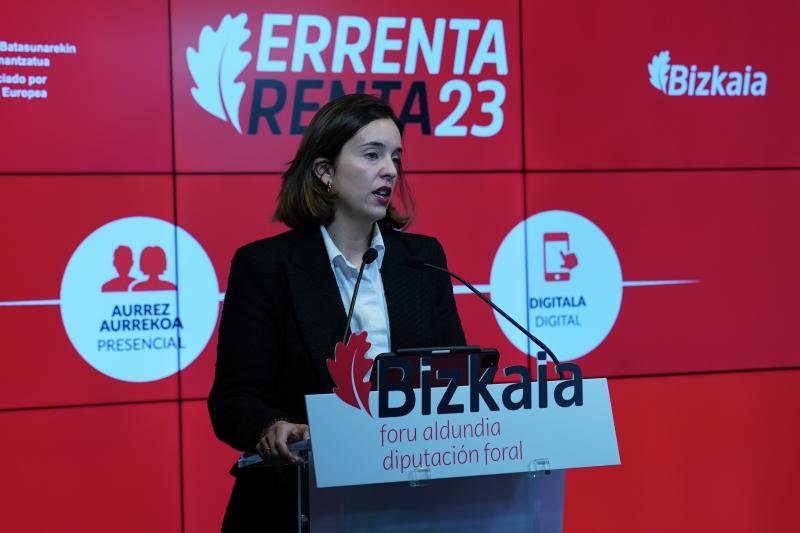 Itsaxo Berrojalbiz, diputada de Hacienda y Finanzas, ha comparecido hoy.
