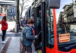 Los trabajadores de Bilbobus convocan una huelga indefinida desde el 9 de abril