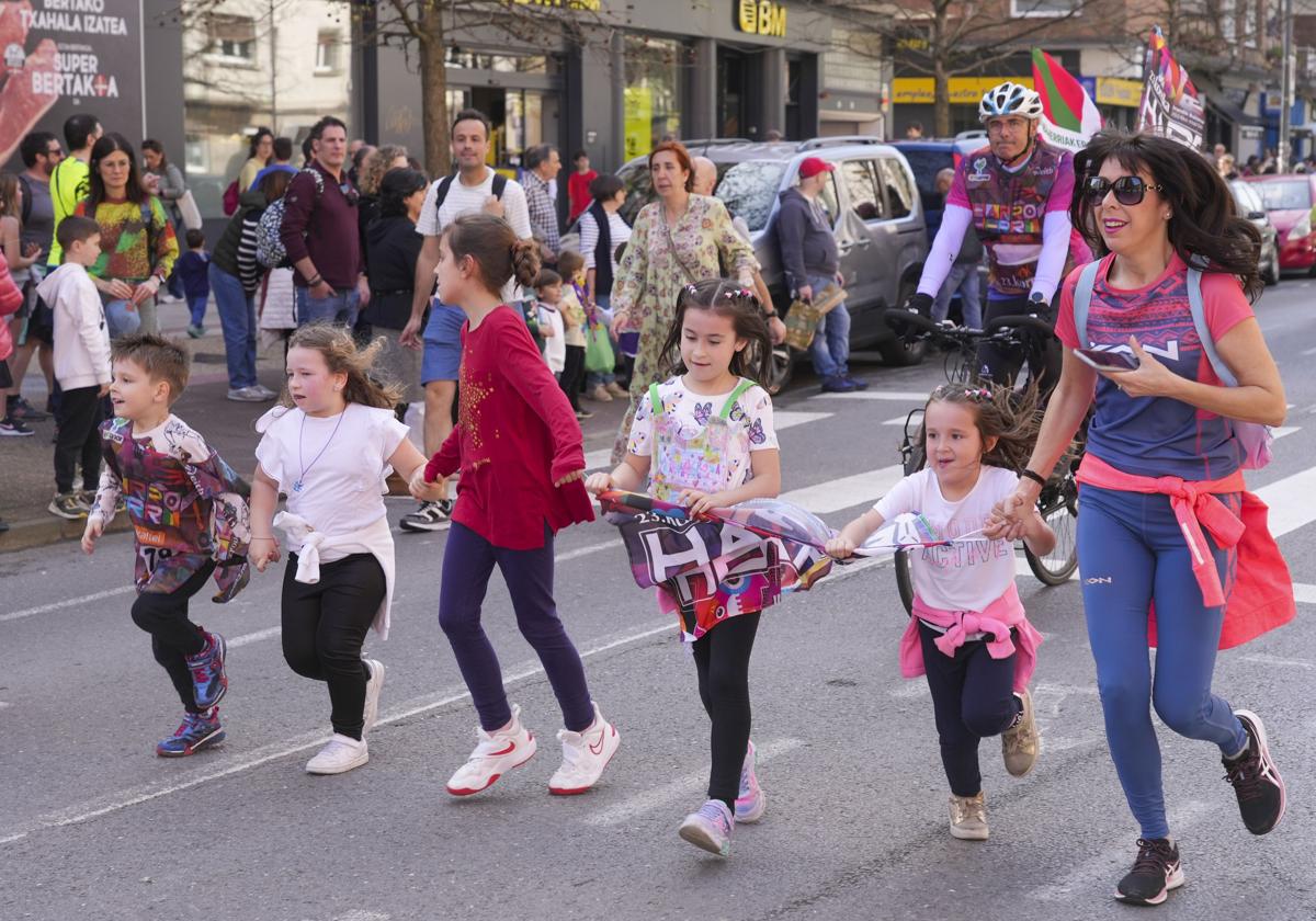 Las imágenes de la Korrika en Llodio