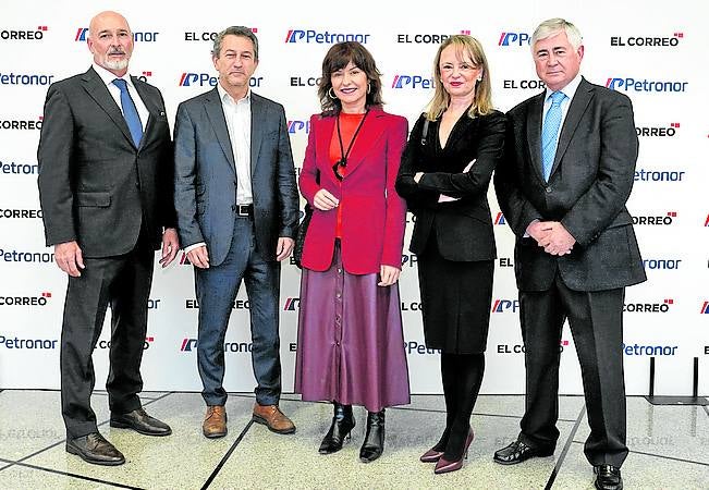 Isidoro Beltrán de Heredia, Héctor Beaskoetxea, María Goti, Verónica Portell y Alfonso Martínez Cearra.