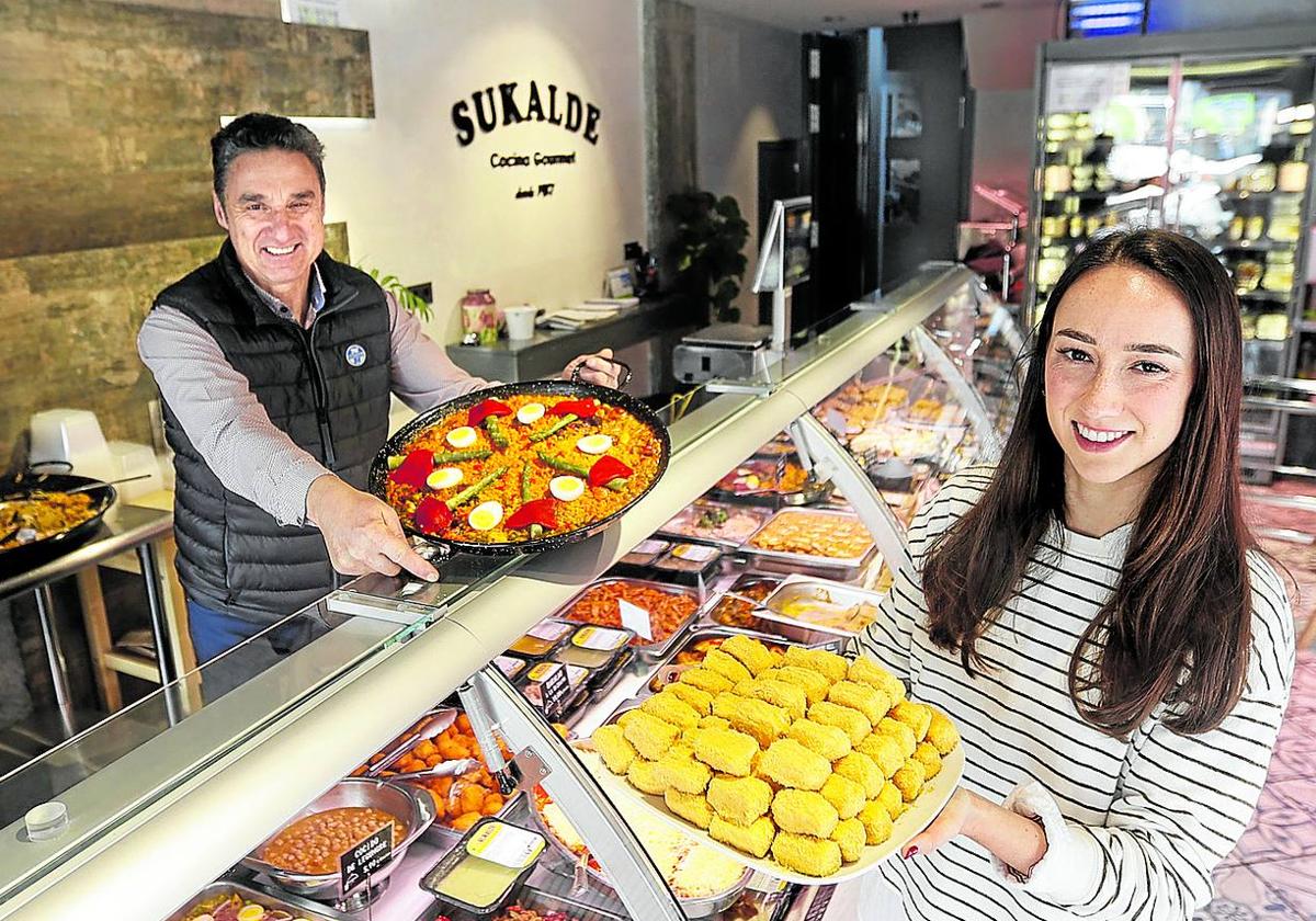 Croquetas, bacalao al pil-pil, sopa de pescado... son platos de Sukalde Catering que siguen triunfando entre sus clientes.