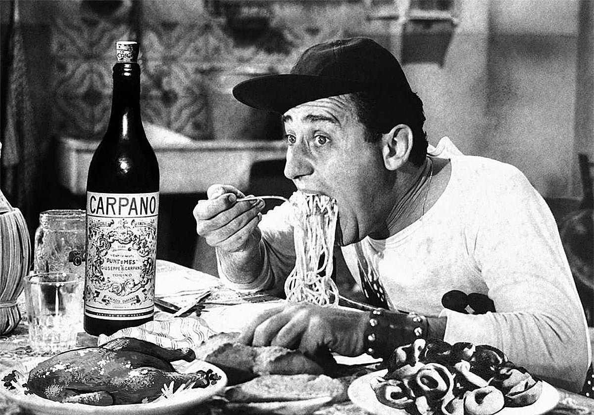 Alberto Sordi, en la escena de una película.
