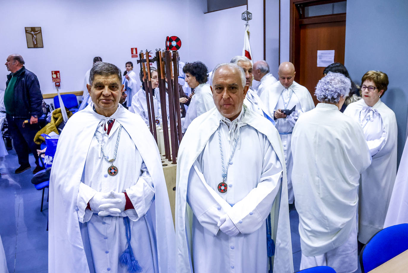 En imágenes: La lluvia obliga a suspender en Vitoria la Procesión del Silencio