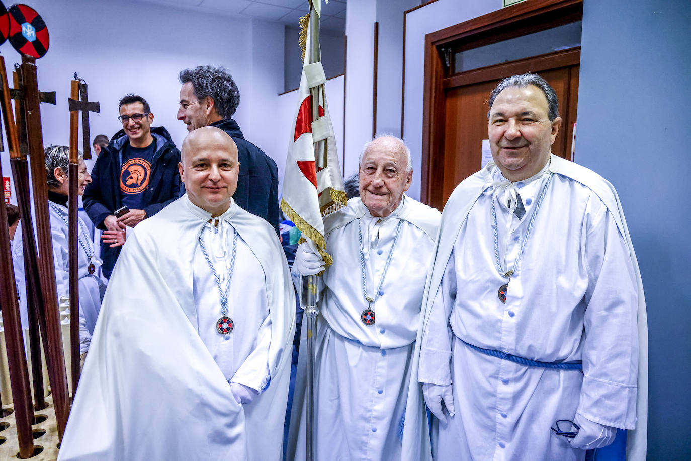 En imágenes: La lluvia obliga a suspender en Vitoria la Procesión del Silencio