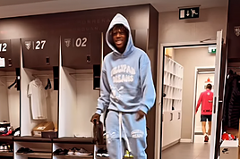 El vacile de Ander Herrera a Nico Williams por su look