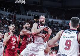 Un Baskonia en crisis recibe al Zaragoza