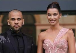 Dani Alves y Joana Sanz en una imagen de archivo.