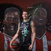 El Bilbao Basket apoya al Athletic con una camiseta conmemorativa