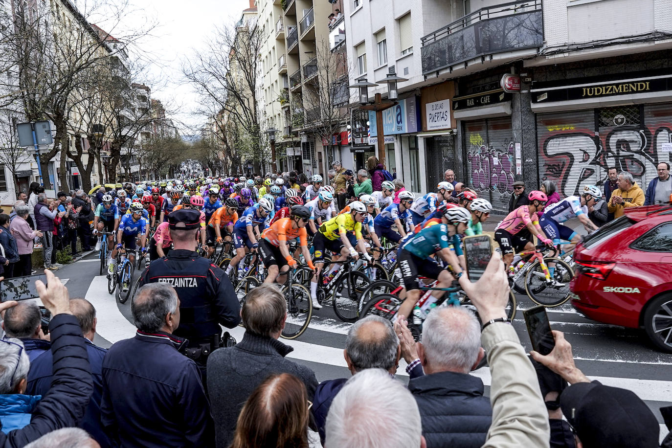 La Itzulia a su paso por Vitoria y Álava