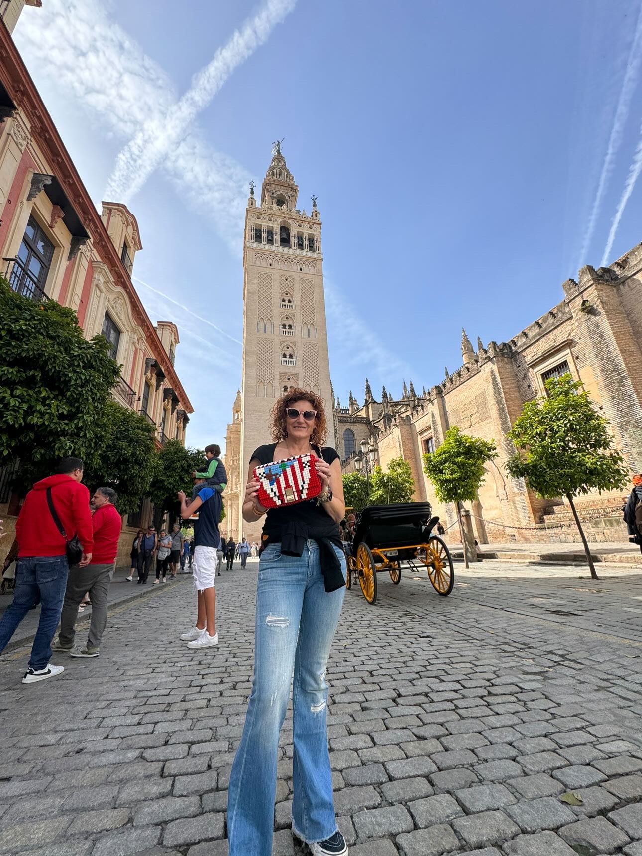 El bolso &#039;pijo&#039; del Athletic hecho con piezas de Lego por una diseñadora de Zamora