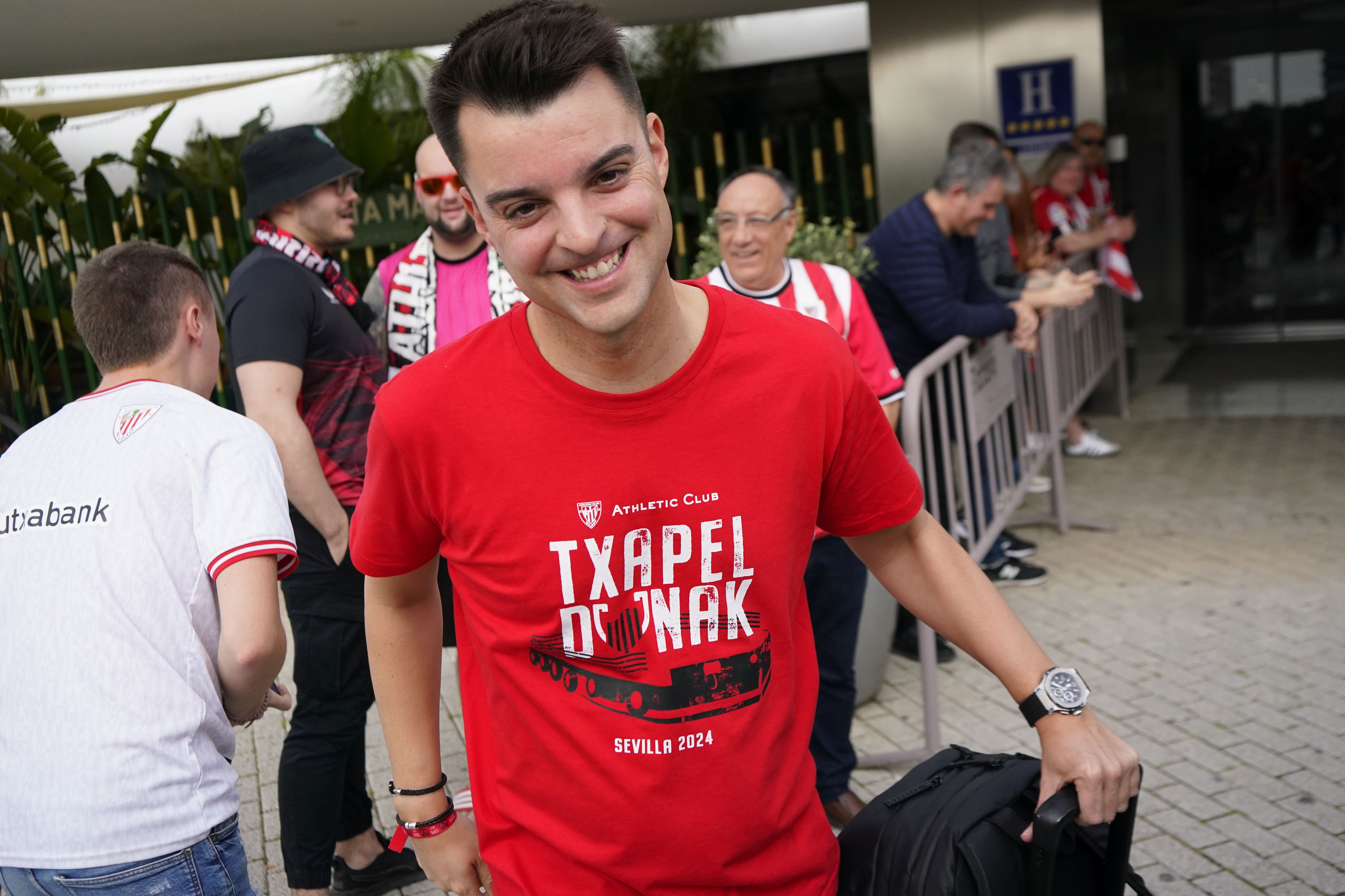 El Athletic abandona el hotel de Sevilla