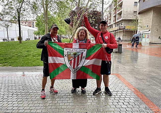 La familia González-Castro (Juan Carlos; Virginia y Unai Gonzaga).