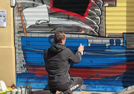 El pequeño comercio baja la persiana