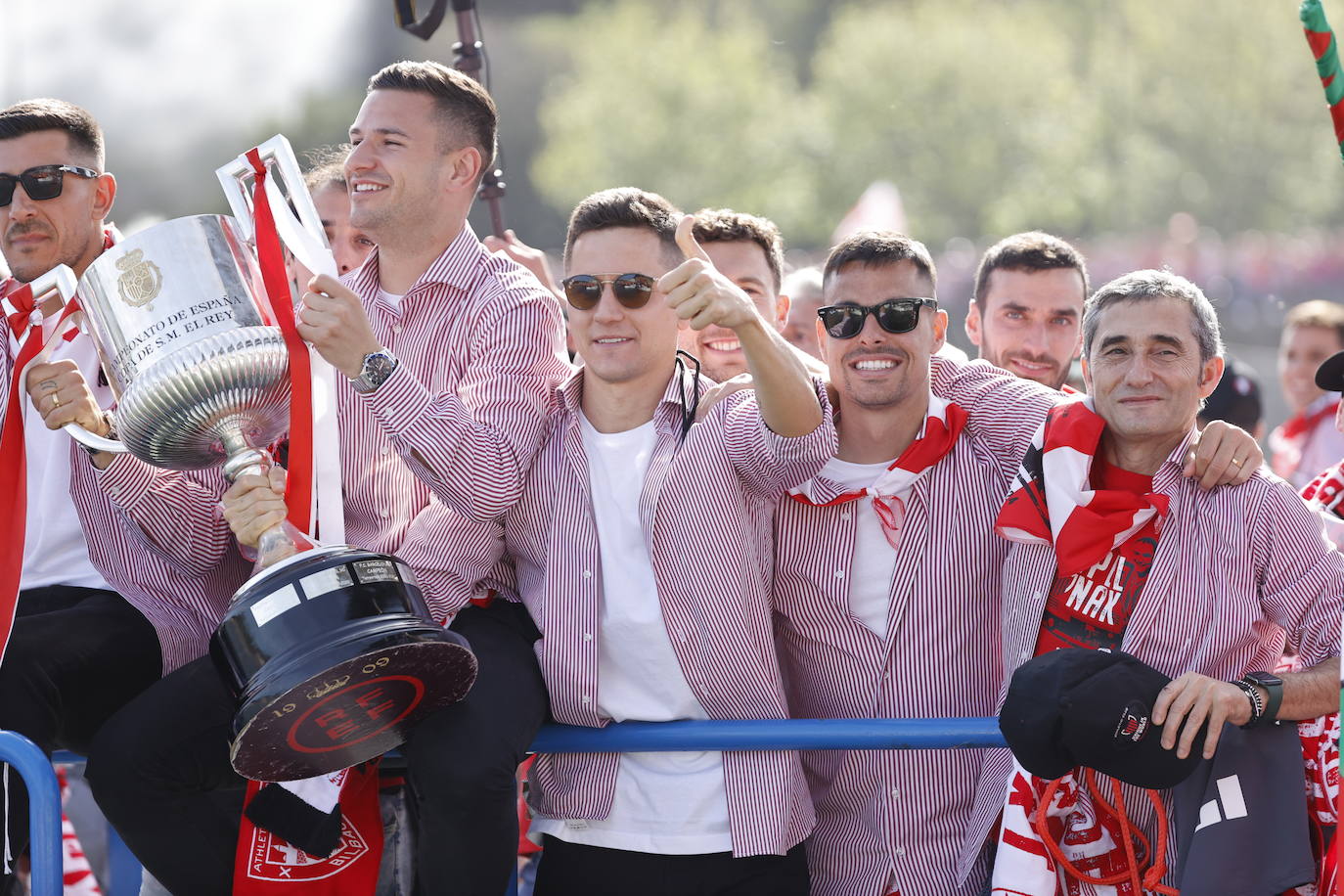 El Athletic vistió el mismo modelo de camisa que en la celebración de 1984.
