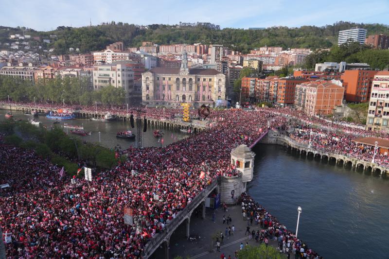 Fotos | Así ha sido el recibimiento en el Ayuntamiento