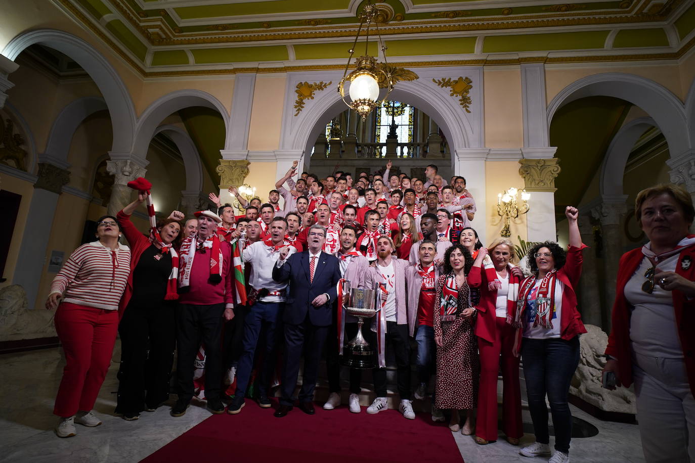 Fotos | Así ha sido el recibimiento en el Ayuntamiento