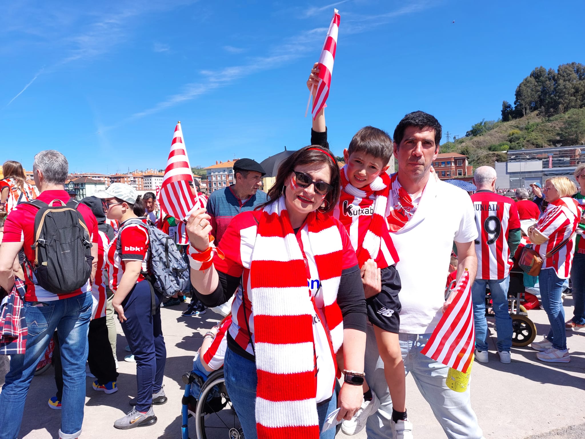 Barakaldo, fotos e información: «Tengo muchas ganas de ver pasar mi primera gabarra»