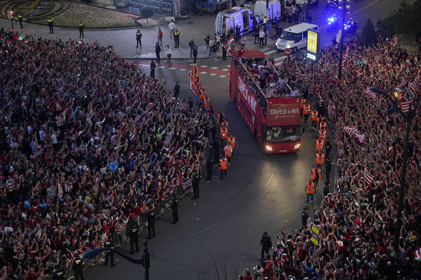 La Diputación recibe la Copa 40 años después