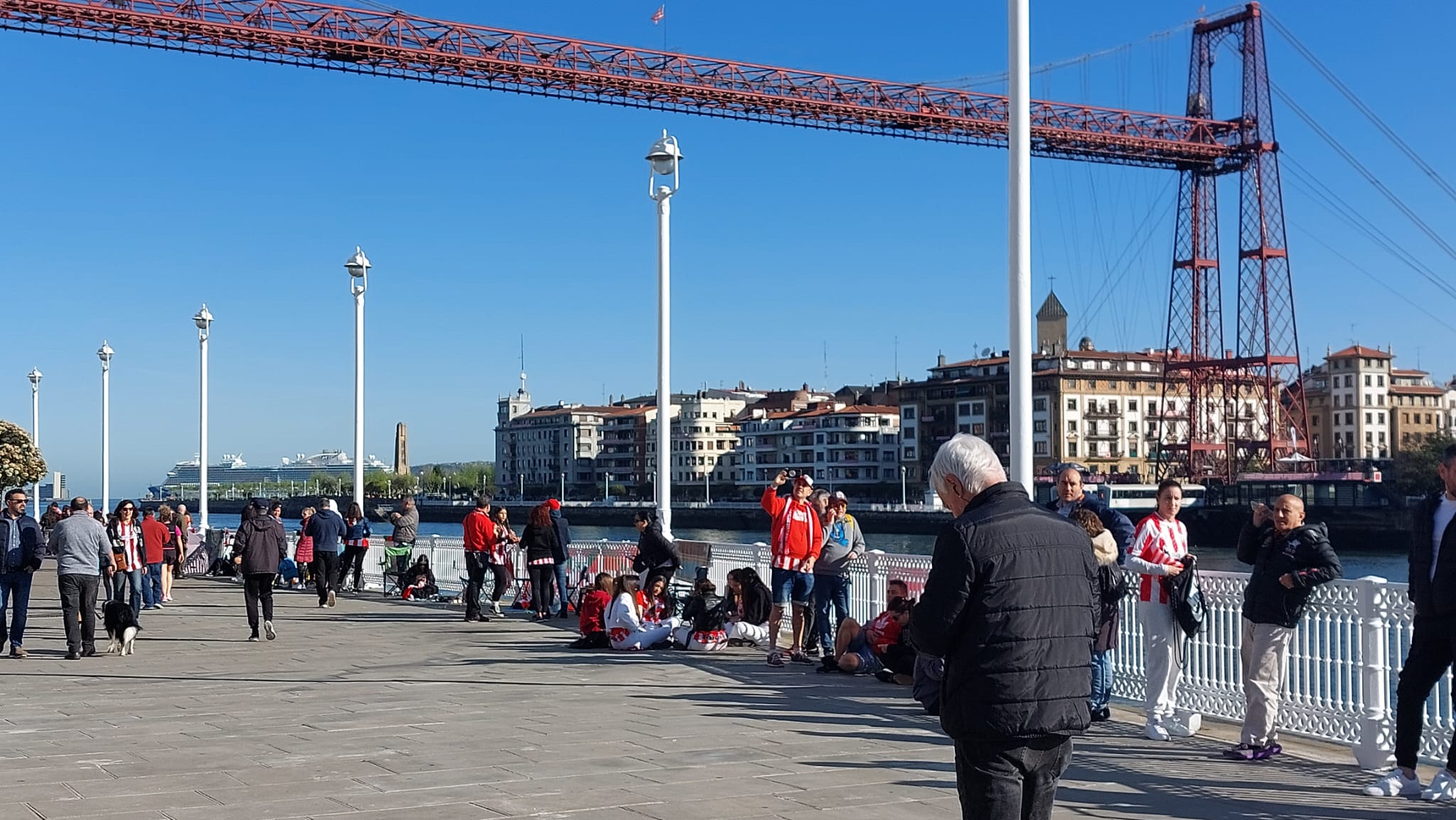 Portugalete dice adiós a la gabarra: «La copa del Rey es como la copa del mundo para Bilbao»