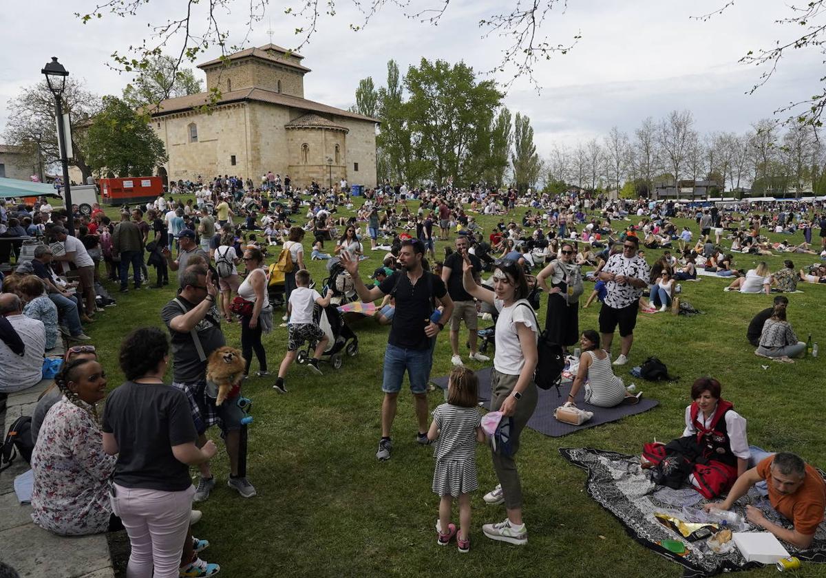 La popular romería de Armentia en honor a San Prudencio.