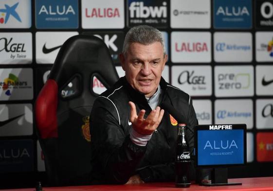 Javier Aguirre, durante la rueda de prensa.