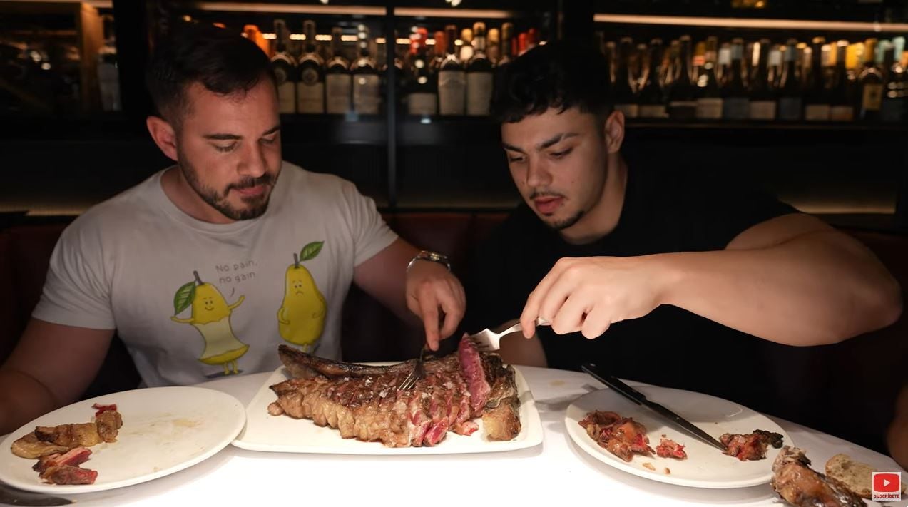 El influencer 'Cenando con Pablo' se gasta 700 euros en este restaurante de Bilbao