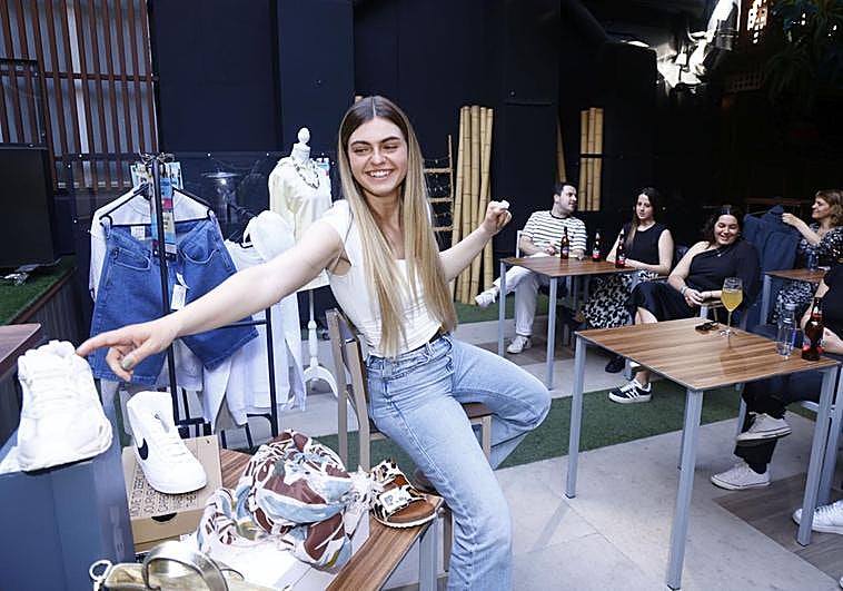 Oihane Egea durante el encuentro sobre tendencias que tuvo lugar en la terraza del So Wood.