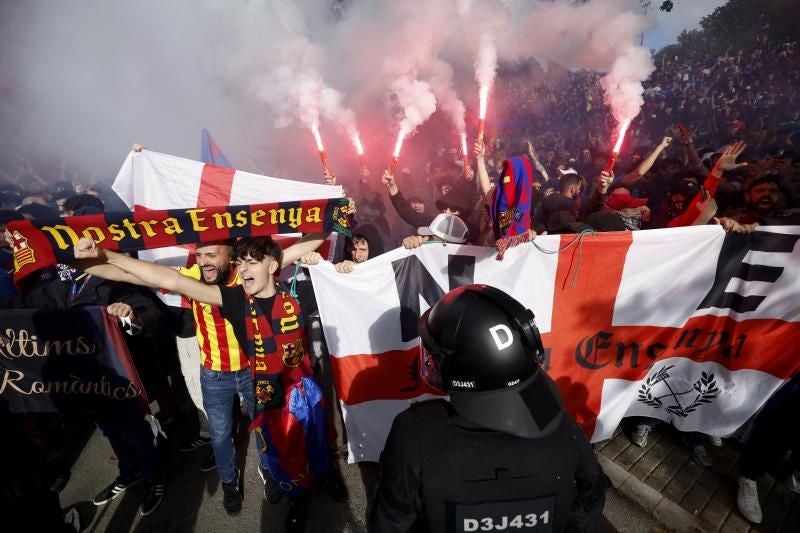 Detenido un ultra del PSG por pelearse con un aficionado del Barcelona antes del partido en Montjuic