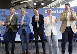 Javier de Andrés rodeado de Alfonso Rueda (Galicia), Juanma Moreno (Andalucía), Marga Prohens (Baleares) y Alfonso Fernández Mañueco (Castilla y León).